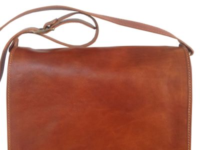 Kožený messenger koňakový