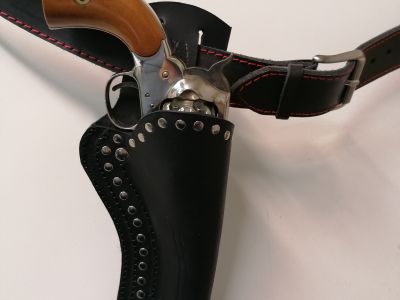 Westernové pouzdro na revolver
