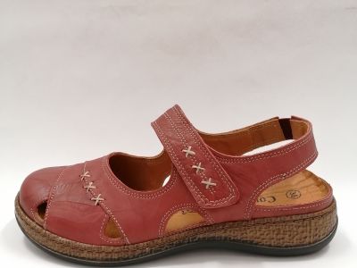 Vínové sandále Comfortabel